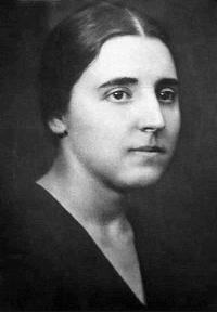 Nadezhda_Sergeyevna_Alliluyeva_(1901–1932).jpg