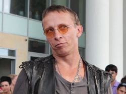 охлобыстин священник и президент.jpg