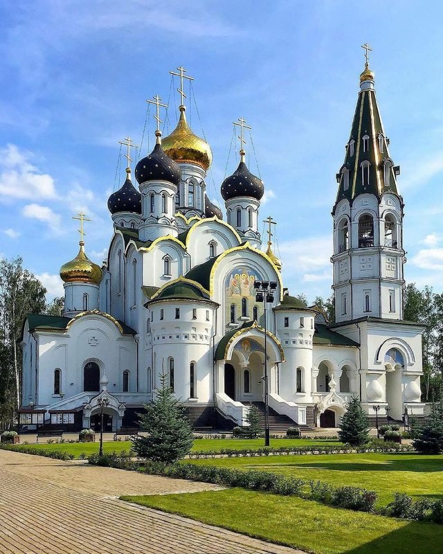 Храм.jpg