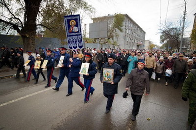 Крестный ход в Саратове-казаки.jpg