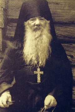 1341291817_arhimandrit.jpg